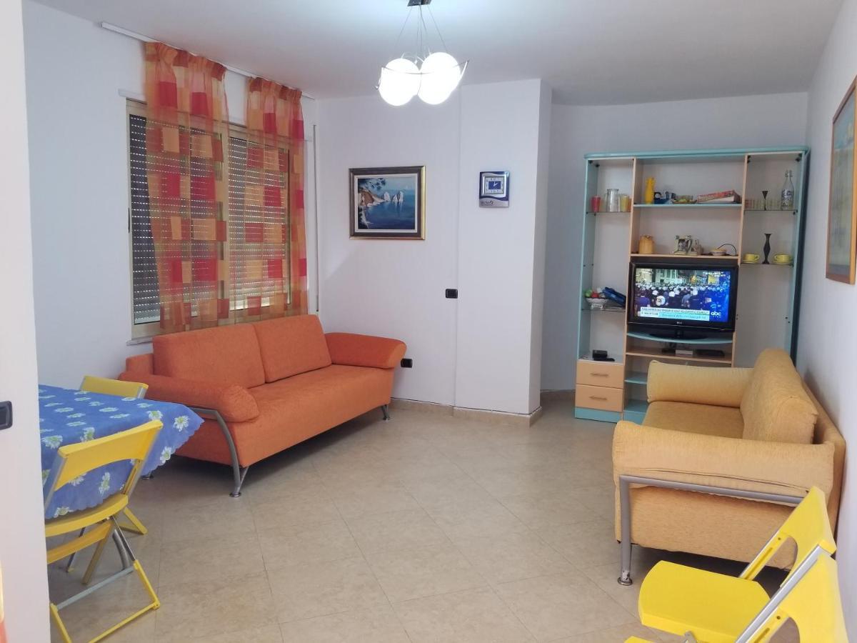 Dea Apartment ดูร์เรส ภายนอก รูปภาพ