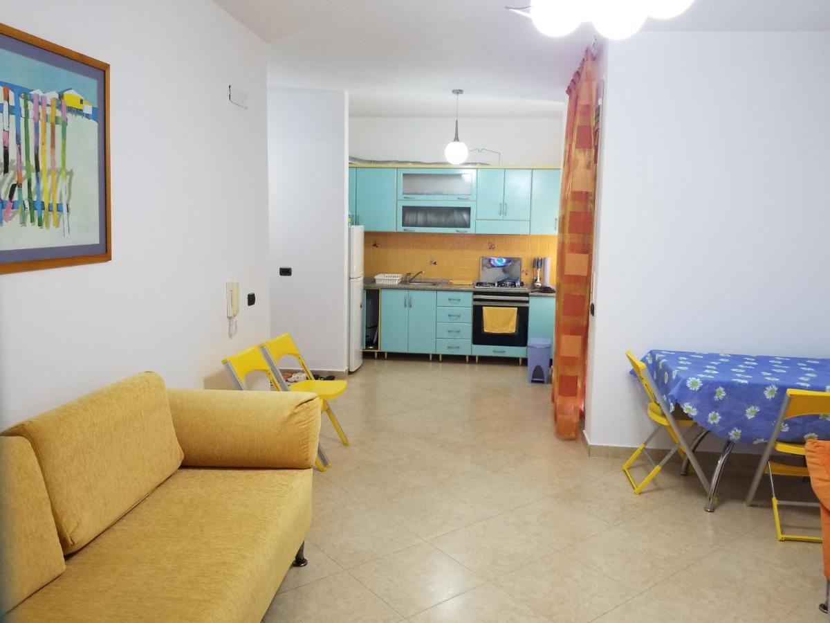 Dea Apartment ดูร์เรส ภายนอก รูปภาพ